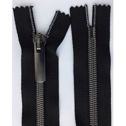 Nylon close-end Zipper S60 18 cm /black/black nickel/1 pc.