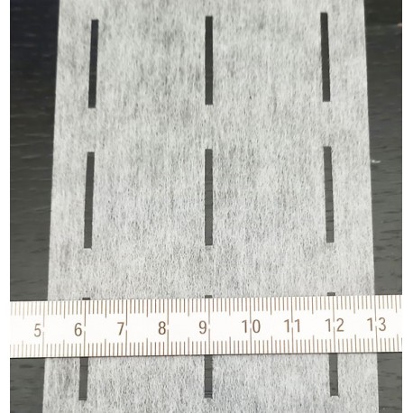 Non-wowen Iron-on  Waistband 10-30-30-10 mm white/1m
