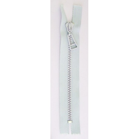 Plastic Zipper P60 25 cm length, color T-39 - light mint