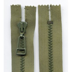 Plastic Zipper P60 30 cm length, color T-57 - moss