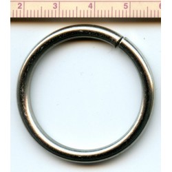 Žiedas iš plieninės vielos 30/4.0mm nikelis/1 vnt.