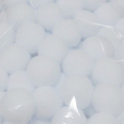 21705/002 Soft Fluffy Pompons 20 mm white/1 pc.